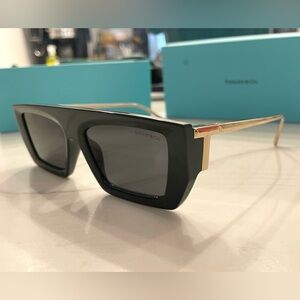 Tiffany & Co. sunglasses TF4214-U 8390/s4